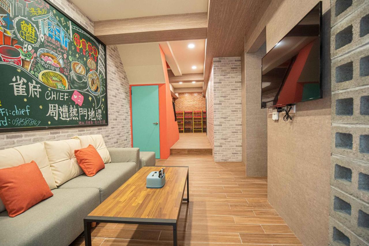 Chief Homestay Tainan Extérieur photo