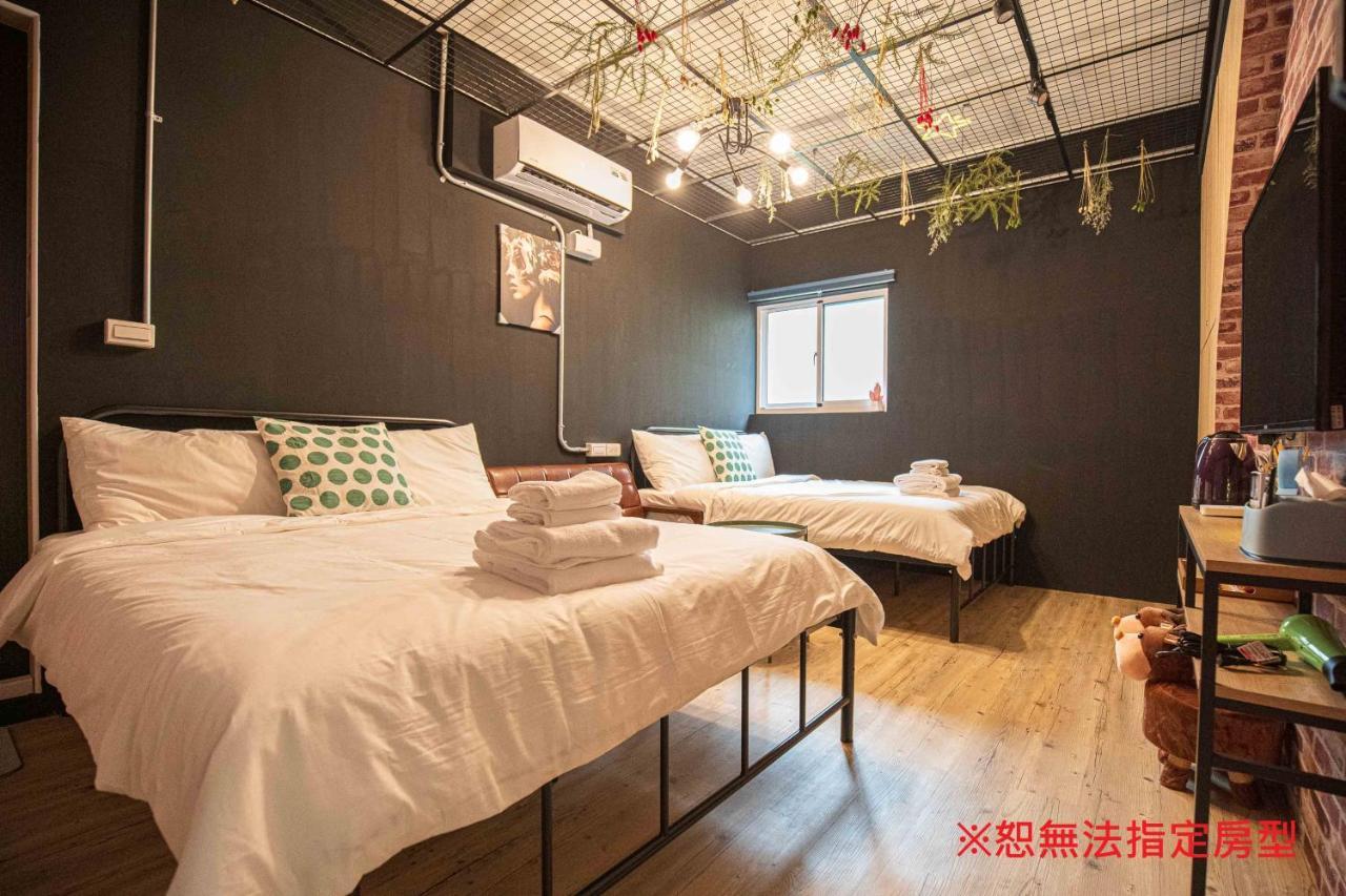 Chief Homestay Tainan Extérieur photo